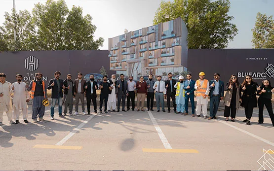 Blue Arc team at The Holton construction site