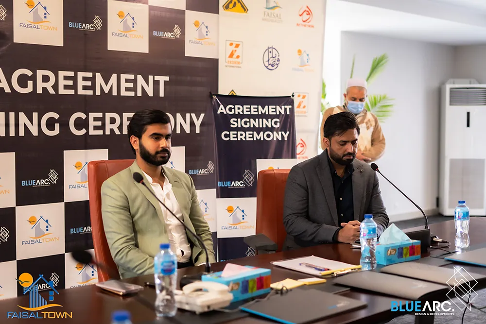 Agreement Signing Ceremony between Blue Arc and Faisal Town – photo 2 of 8